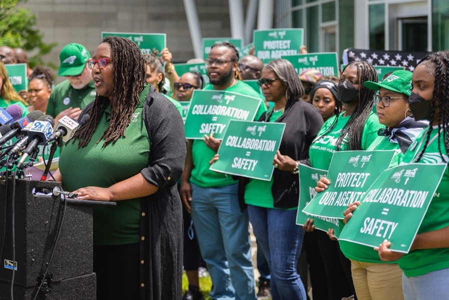 AFSCME Maryland members rally after parole and probation agent is killed on the job